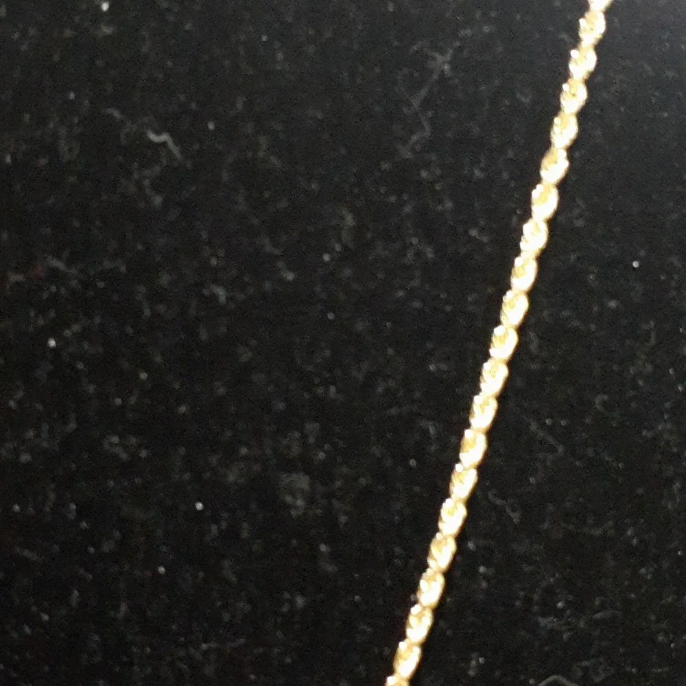 14 K Yellow Gold Rope Chain 2mm wide 20 inch long - Picture 3 of 3